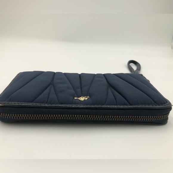 ROOTS Navy Canvas Wallet - Picture 4 of 8